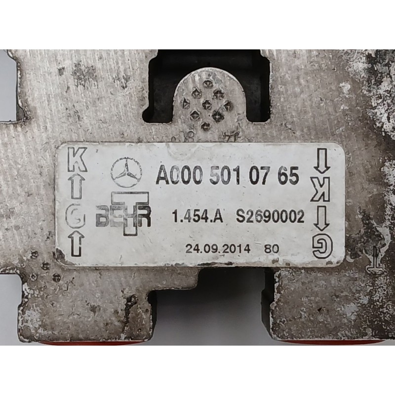 Recambio de radiador aceite para mercedes-benz clase e (w212) e 220 cdi / bluetec (212.001, 212.002) referencia OEM IAM A2125002