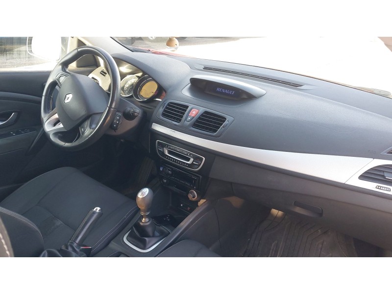 renault megane iii coupé (dz0/1_) del año 2009