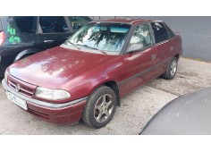 opel astra f sedán (t92) del año 1994 2