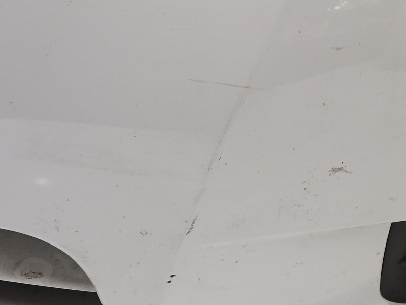 Recambio de paragolpes delantero para chevrolet cruze hatchback (j305) 1.6 referencia OEM IAM CV0420301  