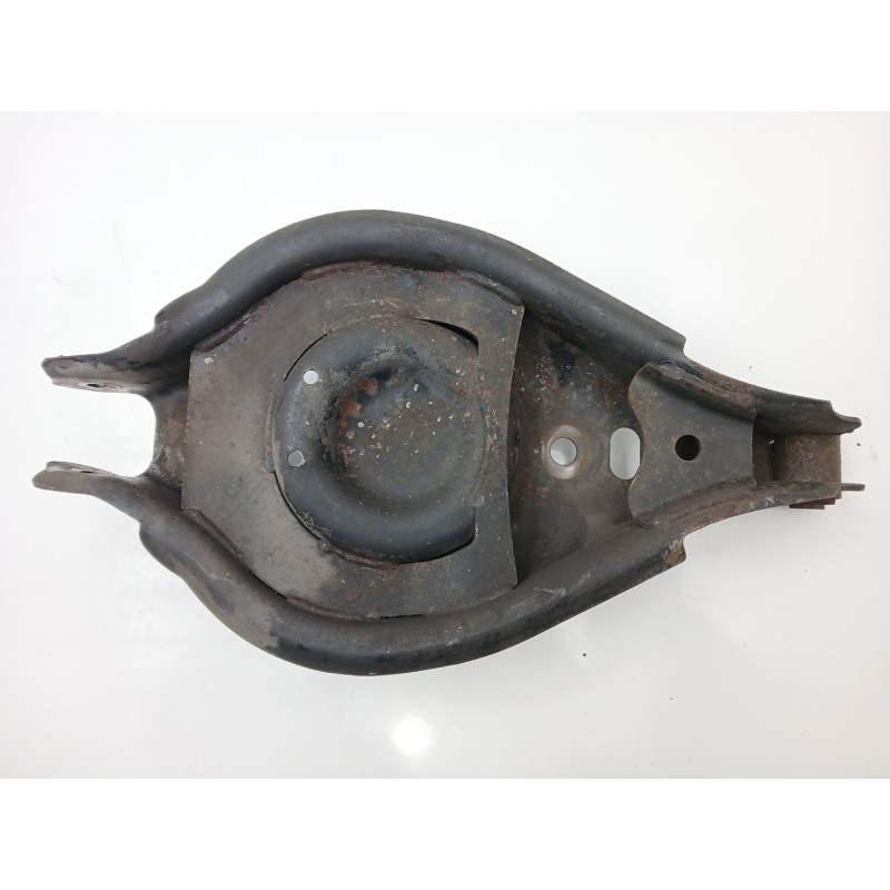 Recambio de brazo suspension inferior trasero derecho para opel antara a (l07) 2.0 cdti referencia OEM IAM 20756282  