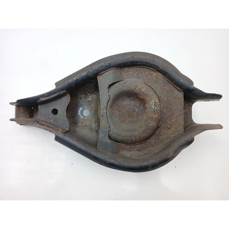 Recambio de brazo suspension inferior trasero izquierdo para opel antara a (l07) 2.0 cdti referencia OEM IAM 20756281  