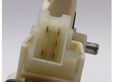 Recambio de motor elevalunas delantero derecho para mercedes-benz clase a (w176) a 200 cdi / d (176.008) referencia OEM IAM A246 2