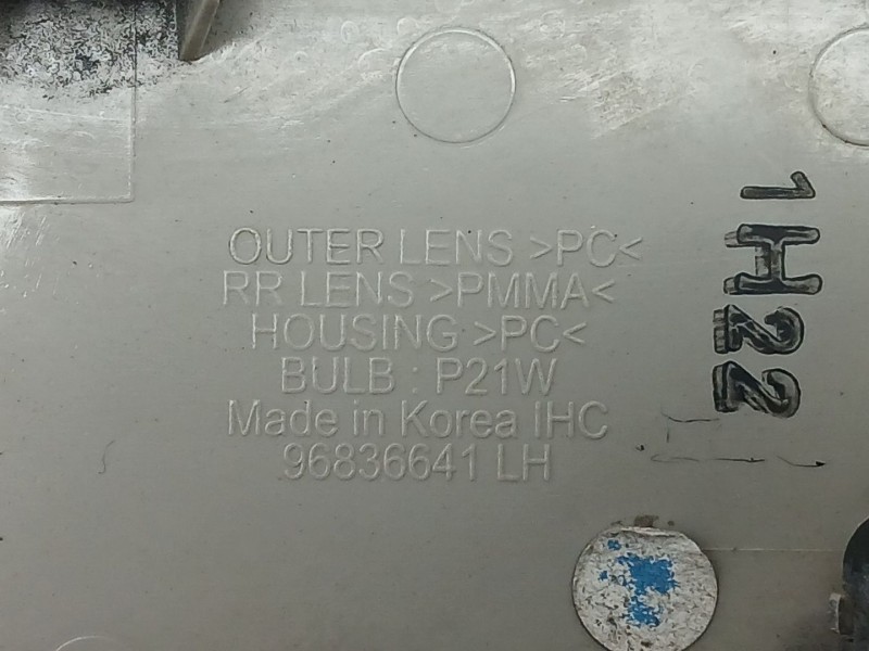 Recambio de faro antiniebla trasero izquierdo para chevrolet cruze hatchback (j305) 1.6 referencia OEM IAM 96836641  