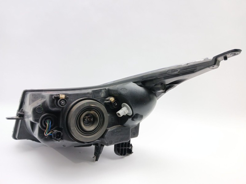 Recambio de faro derecho para chevrolet cruze hatchback (j305) 1.6 referencia OEM IAM 082351110R  
