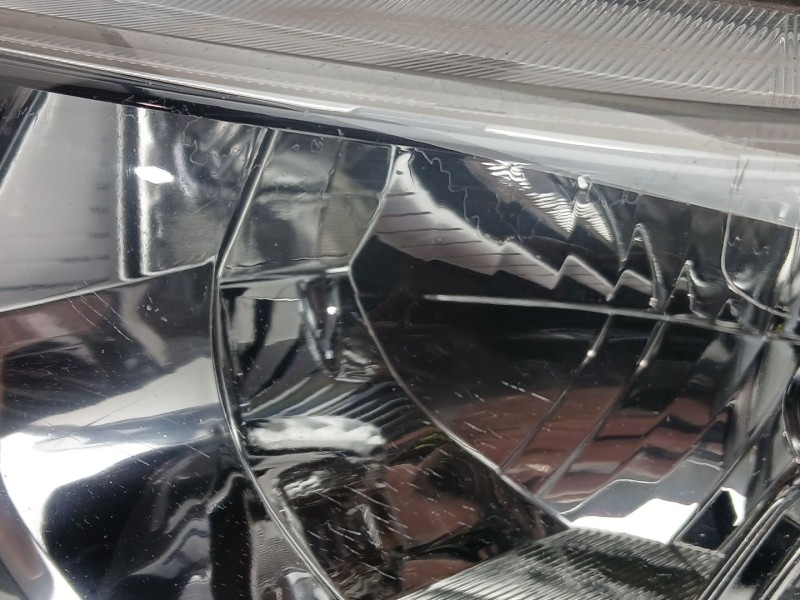 Recambio de faro izquierdo para chevrolet cruze hatchback (j305) 1.6 referencia OEM IAM 95137775  