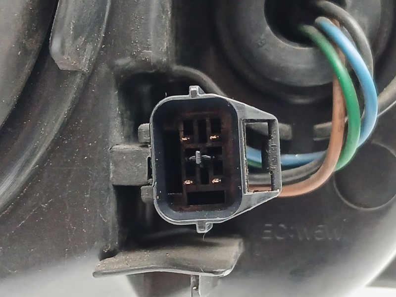 Recambio de faro izquierdo para chevrolet cruze hatchback (j305) 1.6 referencia OEM IAM 95137775  