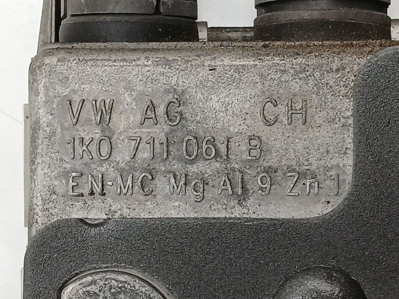 Recambio de palanca cambio para audi tt (8j3) 2.0 tfsi referencia OEM IAM 1K0711061B 8J0711266D 8J0711265D