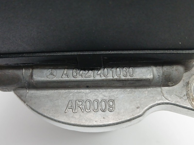 Recambio de valvula egr para mercedes-benz clase e coupe (207) 350 cdi referencia OEM IAM A6421401060  