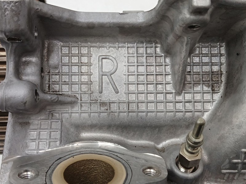 Recambio de culata para jaguar xf i (x250) 3.0 d referencia OEM IAM PM9X2Q6090DA  