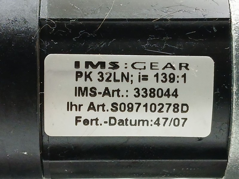 Recambio de aleron trasero para audi tt (8j3) 2.0 tfsi referencia OEM IAM 8J0827948C S09710278D 