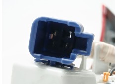 Recambio de piloto trasero izquierdo interior para toyota auris station wagon (_e18_) 1.8 hybrid (zwe186_) referencia OEM IAM 81 2