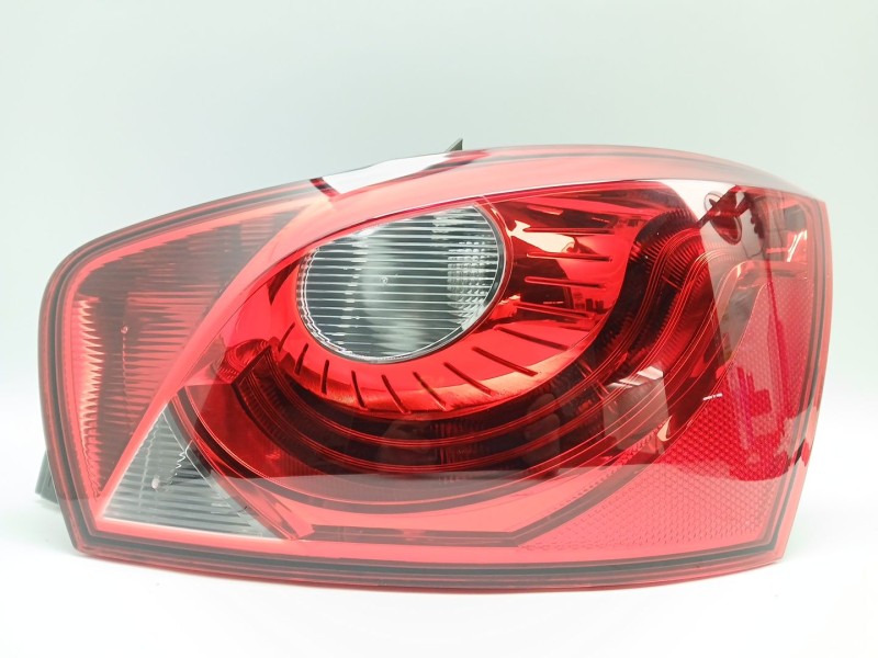 Recambio de piloto trasero derecho para seat ibiza iv (6j5, 6p1) 1.4 tdi referencia OEM IAM 6J4945096K  