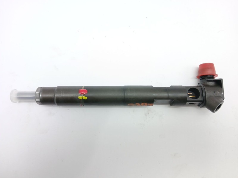 Recambio de inyector para mercedes-benz clase c (w204) berlina c 200 cdi blueefficiency (204.001) referencia OEM IAM A6510700587