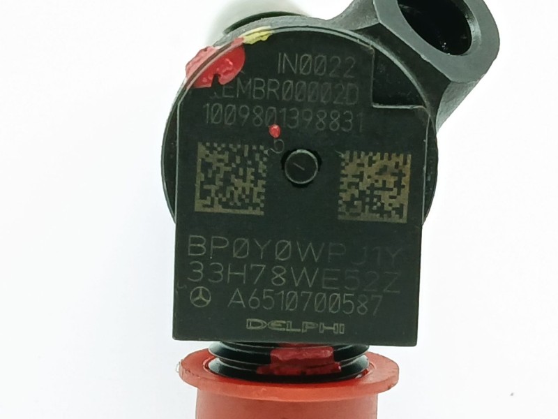 Recambio de inyector para mercedes-benz clase c (w204) berlina c 200 cdi blueefficiency (204.001) referencia OEM IAM A6510700587