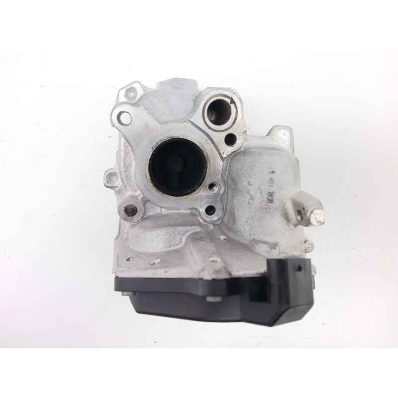 Recambio de valvula egr para mercedes-benz clase c (w204) berlina c 200 cdi blueefficiency (204.001) referencia OEM IAM A6511400