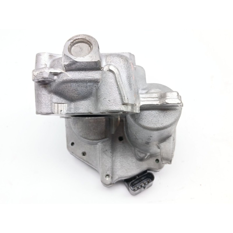 Recambio de valvula egr para mercedes-benz clase c (w204) berlina c 200 cdi blueefficiency (204.001) referencia OEM IAM A6511400