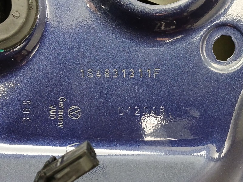 Recambio de puerta delantera izquierda para seat mii (kf1, ke1) 1.0 referencia OEM IAM 1S4831311F 1S3831055B 