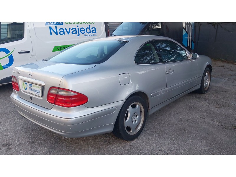 mercedes-benz clk (c208) del año 2000