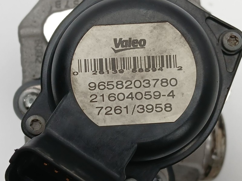Recambio de valvula egr para peugeot 207 urban referencia OEM IAM 9658203780 216040594 