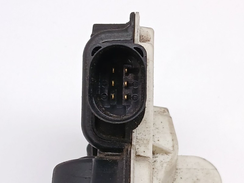 Recambio de cerradura puerta trasera izquierda para seat ibiza iv (6j5, 6p1) 1.4 tdi referencia OEM IAM 6J0839015F  