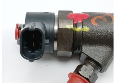Recambio de inyector para fiat qubo (300) dynamic referencia OEM IAM 0445110938   2