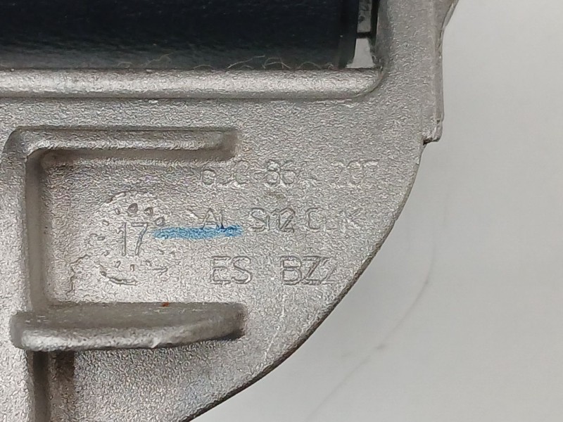 Recambio de apoyabrazos central para seat ibiza iv (6j5, 6p1) 1.4 tdi referencia OEM IAM 6J0864207  