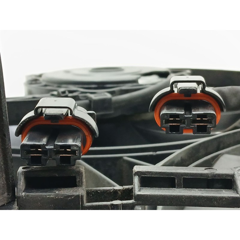 Recambio de electroventilador para land rover freelander 2 (l359) 2.2 td4 4x4 referencia OEM IAM 6G918C607BE 5YY0455 6G918C607B