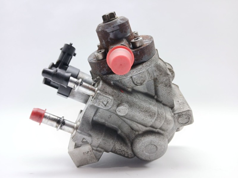 Recambio de bomba inyeccion para peugeot 508 sw active referencia OEM IAM 9811347380 0445010739 