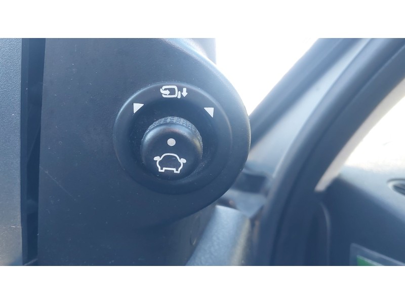 ford mondeo iii sedán (b4y) del año 2004