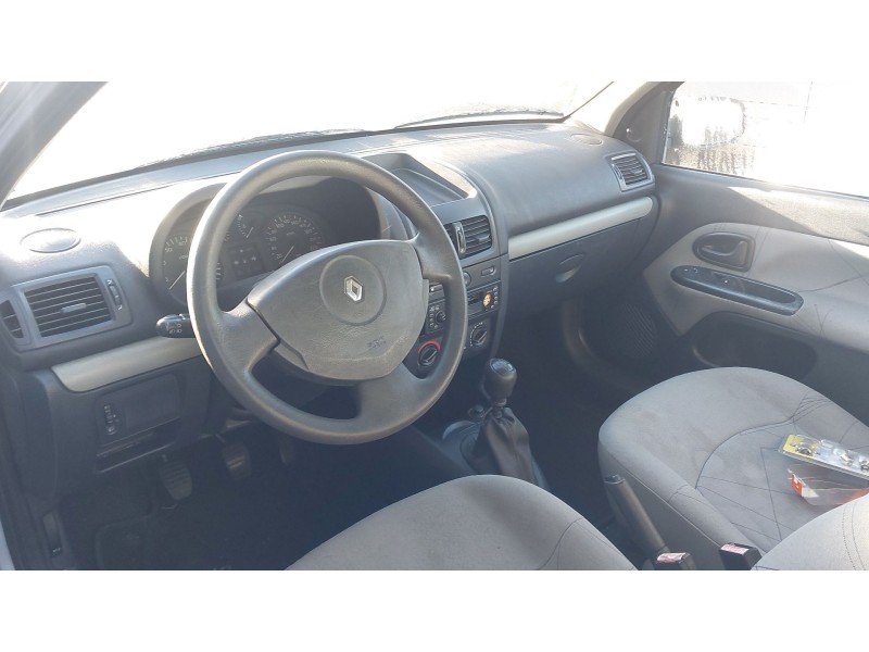 renault clio ii (bb_, cb_) del año 2003