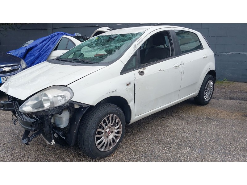 fiat punto (199_) del año 2014