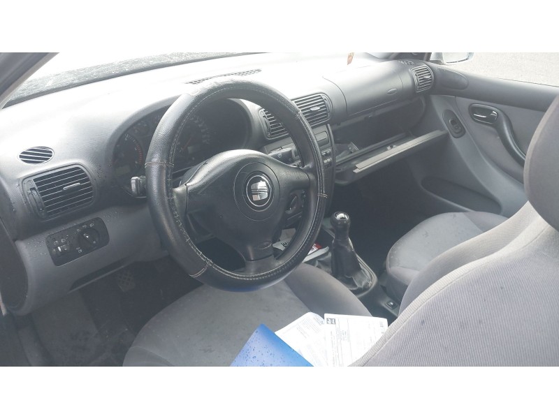seat toledo ii (1m2) del año 2002