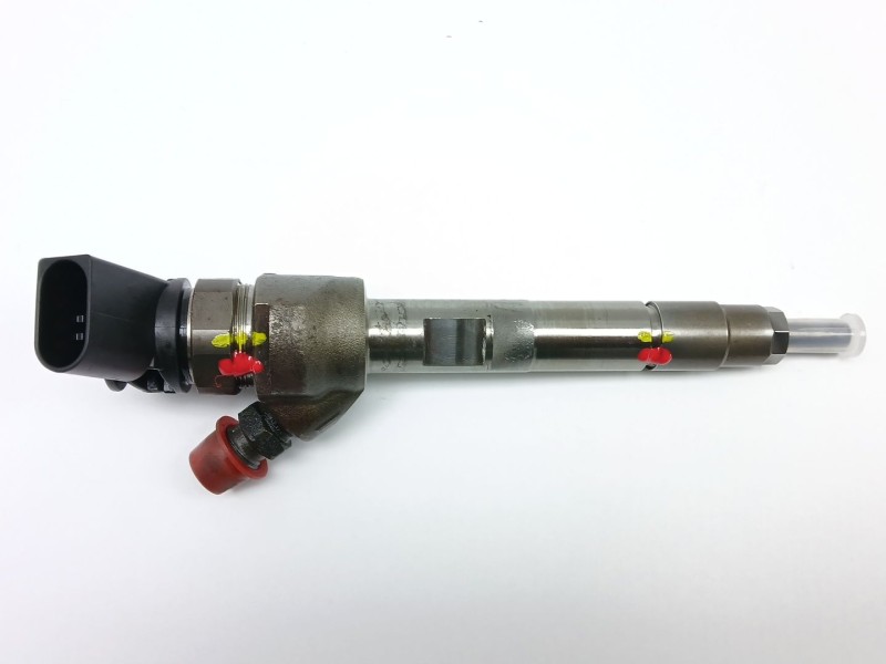 Recambio de inyector para bmw x1 (f48) sdrive 18 d referencia OEM IAM 857923402 0445110818 