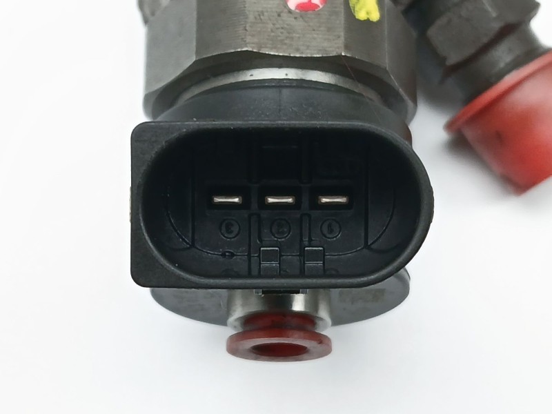 Recambio de inyector para bmw x1 (f48) sdrive 18 d referencia OEM IAM 857923402 0445110818 