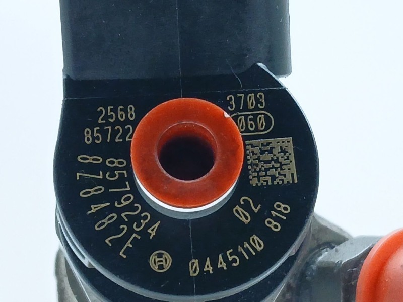 Recambio de inyector para bmw x1 (f48) sdrive 18 d referencia OEM IAM 857923402 0445110818 