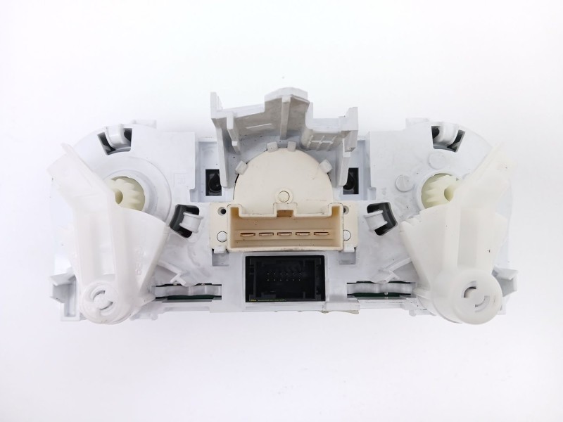 Recambio de mando climatizador para opel corsa e selective referencia OEM IAM 466119570  