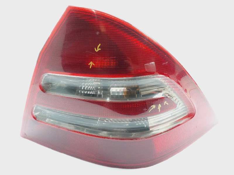 Recambio de piloto trasero derecho para mercedes-benz clase c (w203) berlina 220 cdi (203.006) referencia OEM IAM A2038200264  