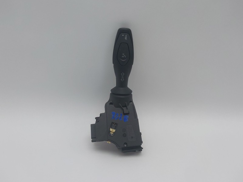 Recambio de mando intermitentes para ford fiesta (cb1) titanium referencia OEM IAM 8A6T13335CC EB8FD 
