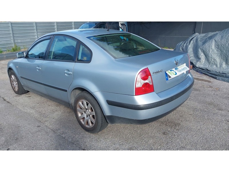 volkswagen passat b5.5 (3b3) del año 2000