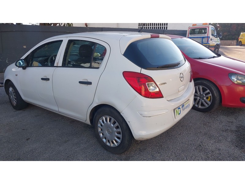 opel corsa d (s07) del año 2010