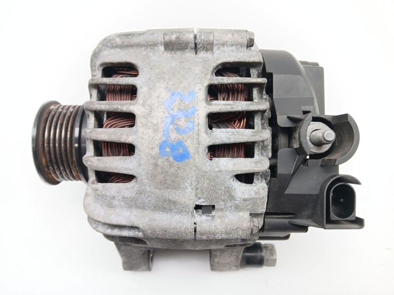 Recambio de alternador para ford fiesta (cb1) titanium referencia OEM IAM AV6N10300DB 31285658 TG12C079
