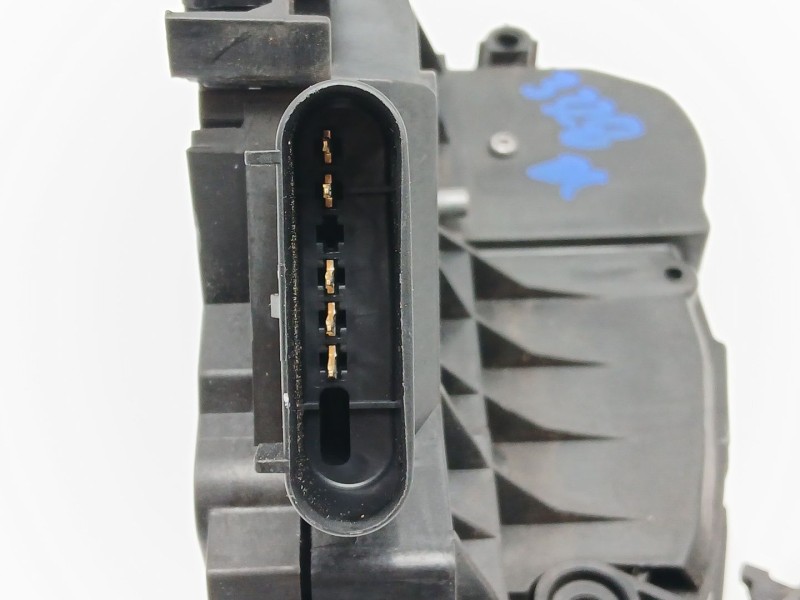 Recambio de cerradura puerta delantera izquierda para ford fiesta (cb1) titanium referencia OEM IAM 8A6AA21813AE  