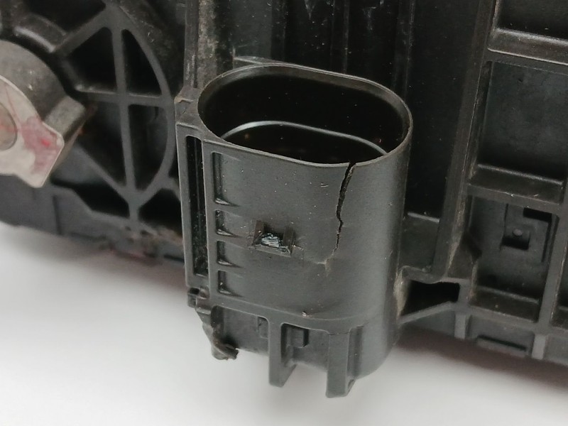 Recambio de modulo electronico para seat arona (kj7, kjp) 1.0 tsi referencia OEM IAM 04E145725CH  