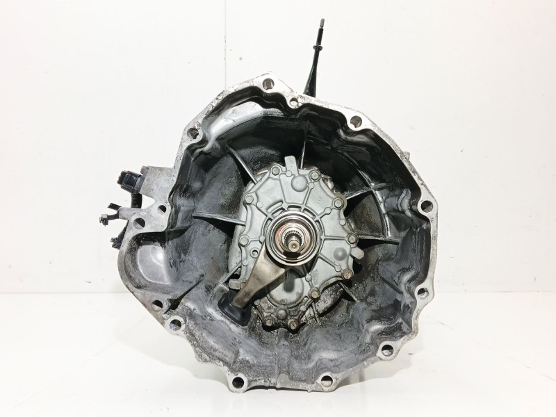 Recambio de caja cambios para nissan pathfinder (r51) 2.5 dci xe referencia OEM IAM 32101CD340  