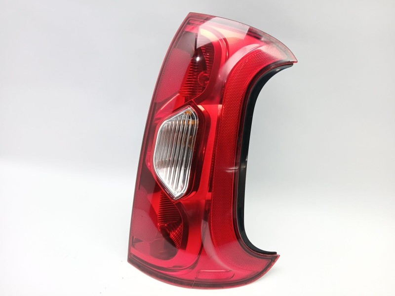 Recambio de piloto trasero derecho para fiat panda (312_, 319_) 1.2 (312pxa1a) referencia OEM IAM 51843642  