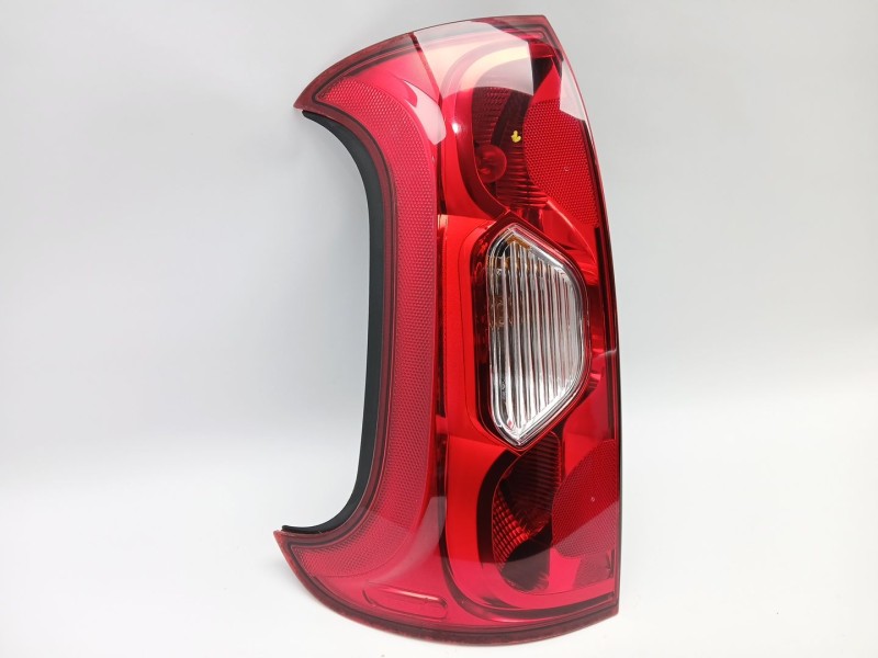 Recambio de piloto trasero izquierdo para fiat panda (312_, 319_) 1.2 (312pxa1a) referencia OEM IAM 51843643  