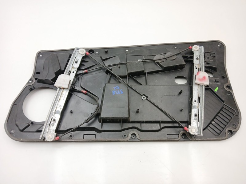 Recambio de elevalunas delantero izquierdo para ford fiesta (cb1) titanium referencia OEM IAM 8A61B045H17AH 8A6114A389B 