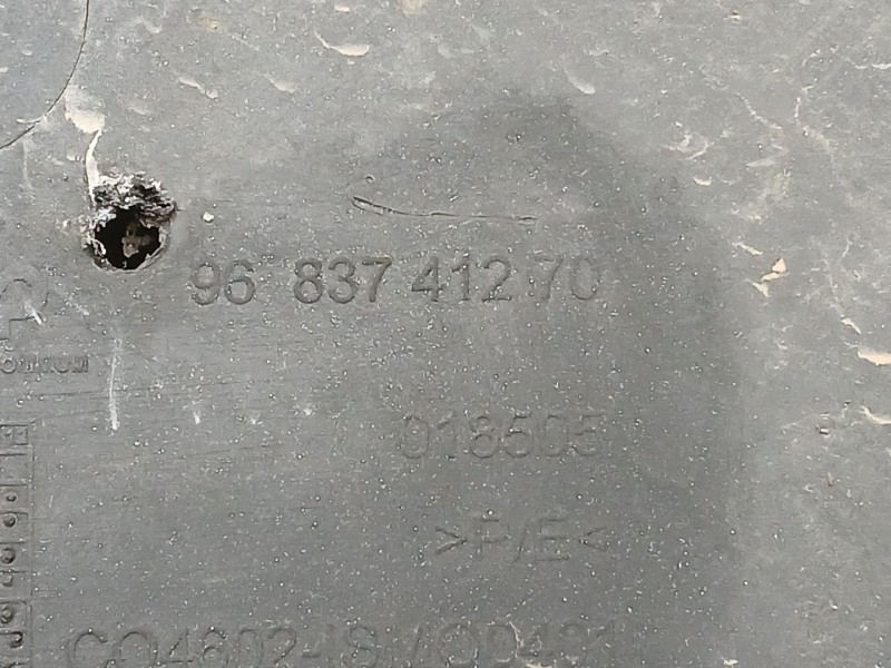 Recambio de paragolpes trasero para ds ds 3 (sa_) 1.6 bluehdi 75 referencia OEM IAM 9683741270  