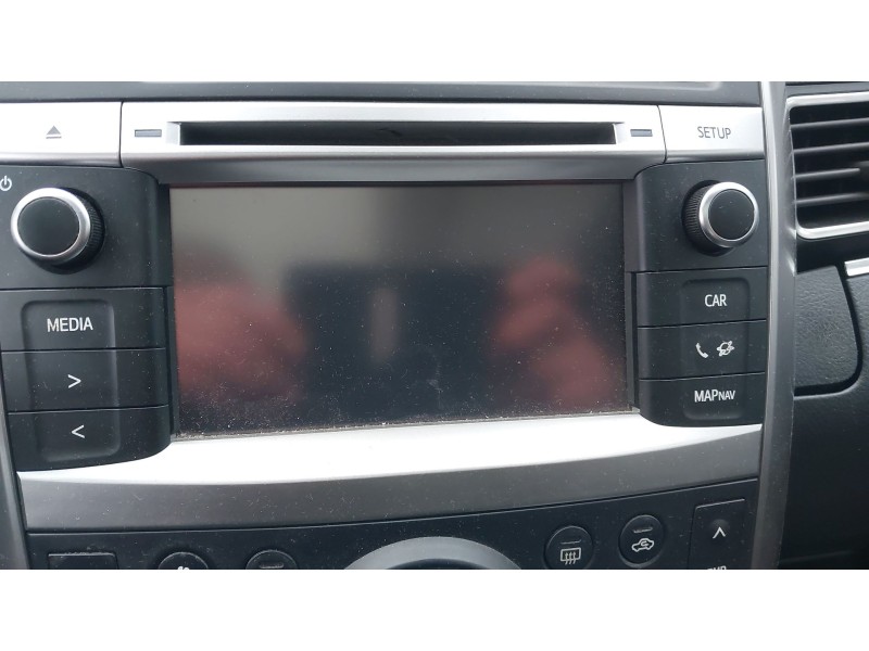 toyota verso (_r2_) del año 2013